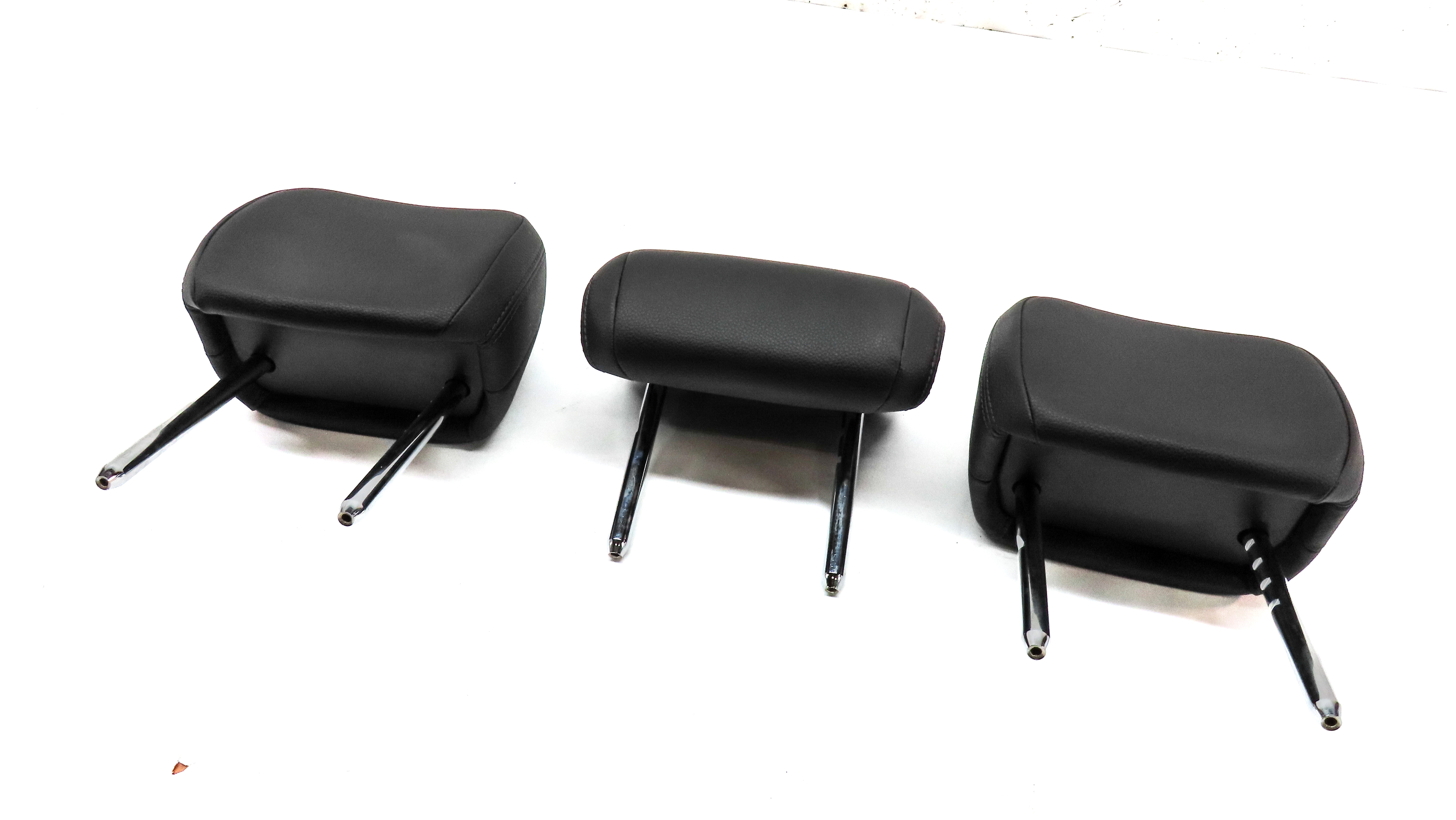 2015-2022 PORSCHE MACAN (95B) REAR LEFT RIGHT & CENTER SEAT HEADREST SET (Black) — exact item pictured